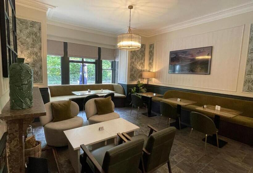 스탠다드 트리플 룸, Gwydyr