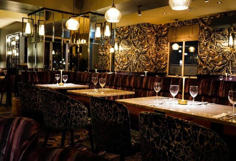 디럭스 룸, Gwydyr