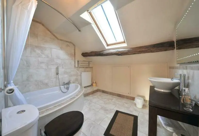 Family Room, Priory