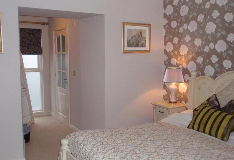 غرفة بريميوم, Priory