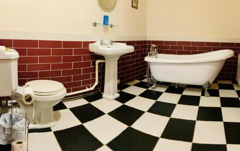 חדר דלוקס עם מיטת קינג, The Royal Victoria & Bull