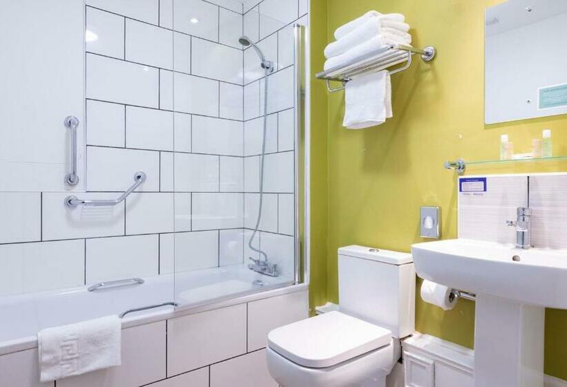 חדר סטנדרט יחיד, The Waverley Castle