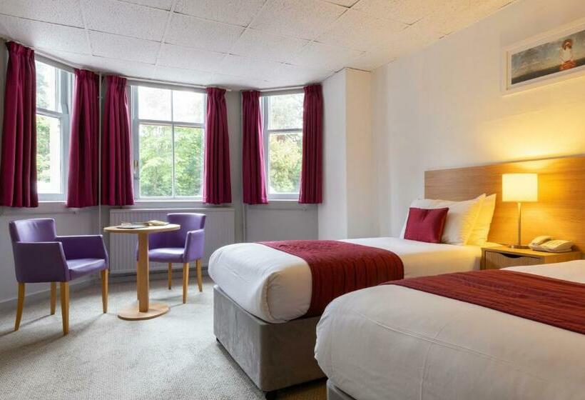 חדר סטנדרט, The Waverley Castle