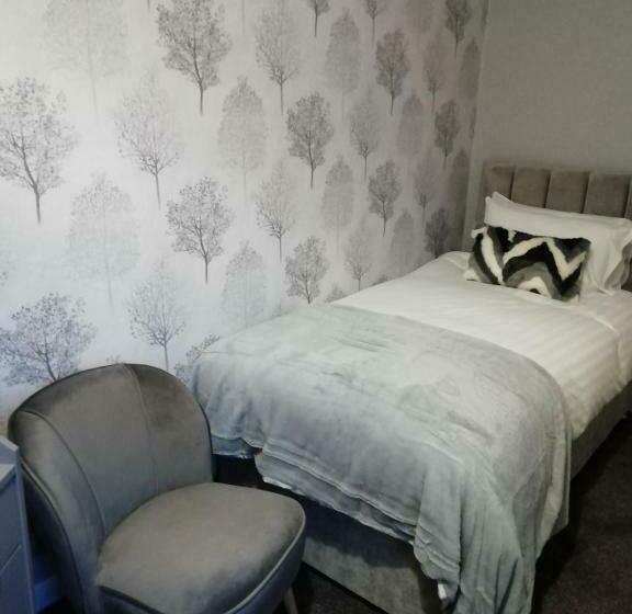 غرفة أساية فردية حمام مشترك, Vallum House