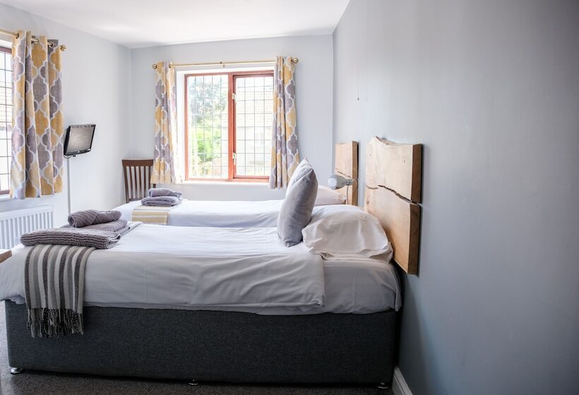 غرفة قياسية, Mullions 51 B&b