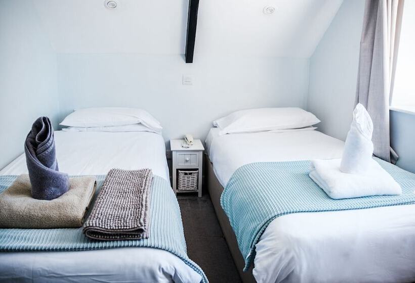 غرفة قياسية, Mullions 51 B&b