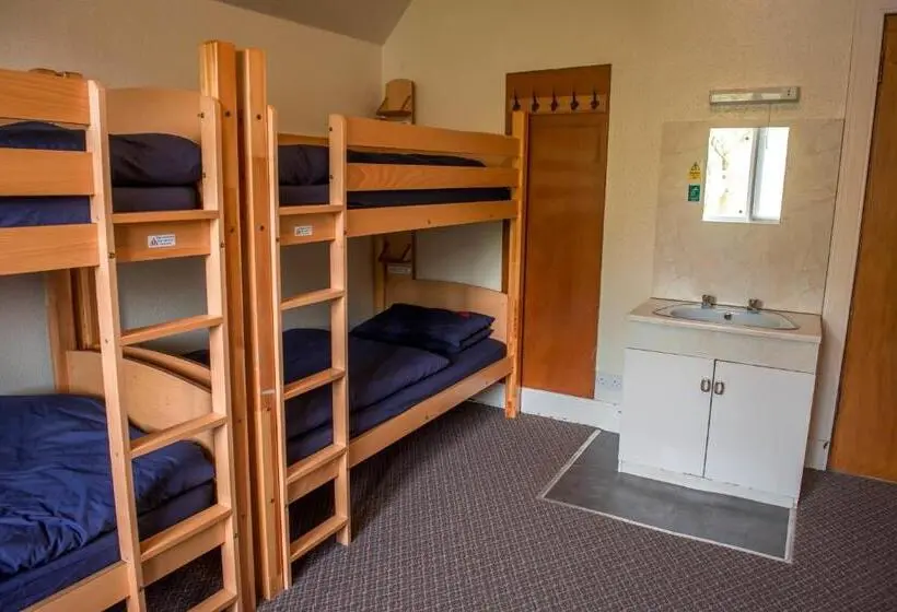 ルームシェアのワンベッド, Rowardennan Youth Hostel