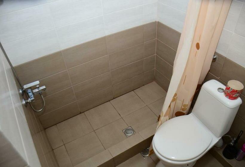 اتاق لوکس, Guest House Batumi Globus