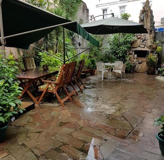 اتاق استاندارد با بالکن, Guest House Batumi Globus