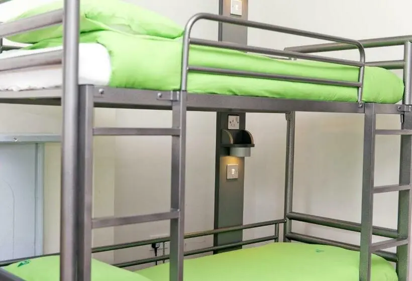 Standard Neljän Hengen Huone Jaettu Kylpyhuone, Yha Hathersage Hostel