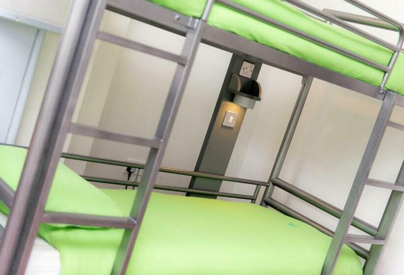 Номер Стандарт Четырехместный Совместный Санузел, Yha Hathersage Hostel