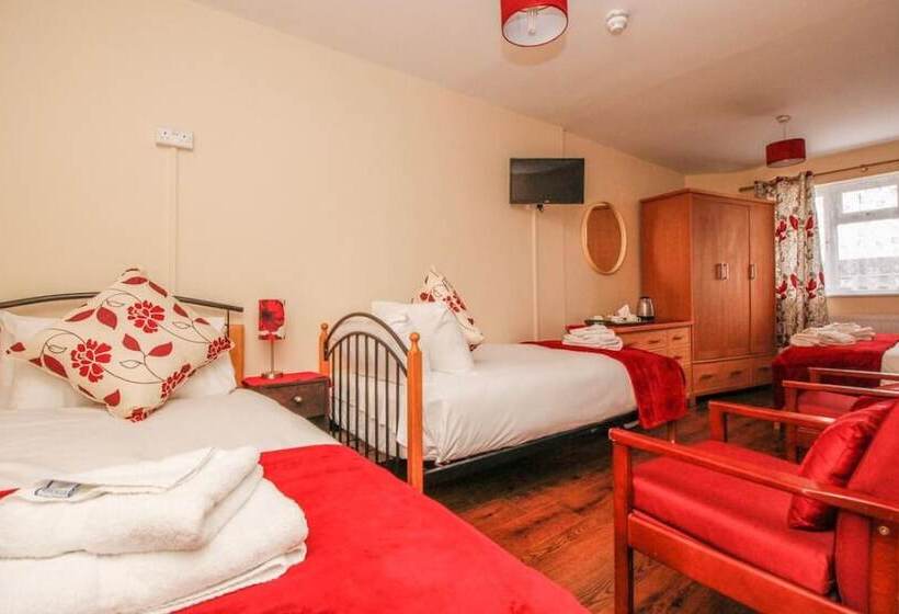 Семейный Номер, Harris Guest Accommodation