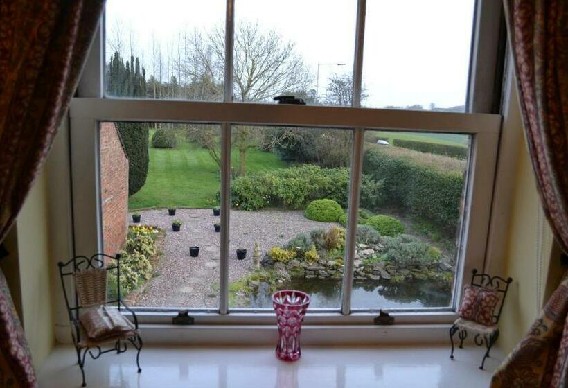 Номер Стандарт, Ternhill Farm House   5 Star Guest Accommodation With Optional Award Winning Breakfast
