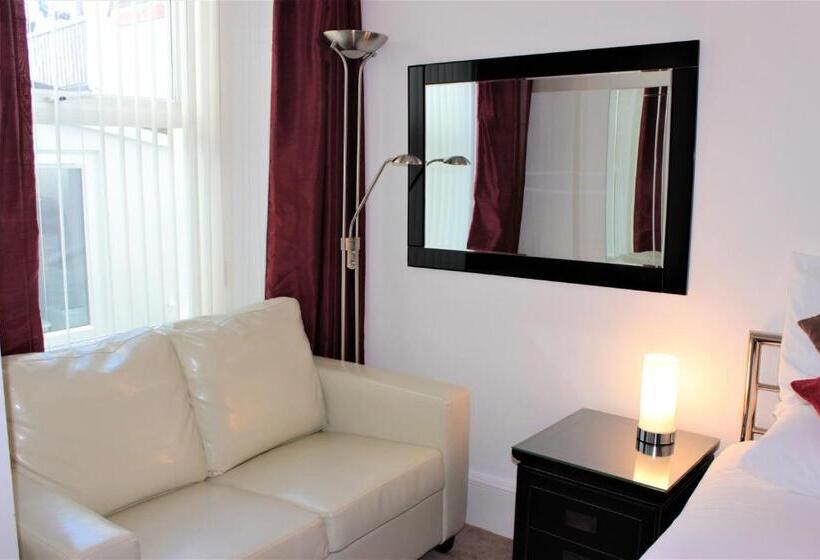 اتاق لوکس با تخت بزرگ, The P&m Paignton Residence