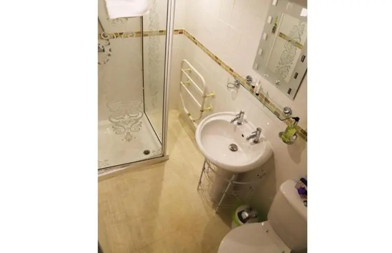 Camera Standard Individuale, The Thornhill