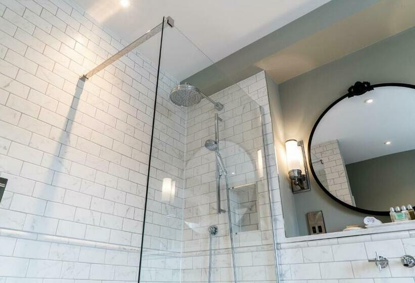 חדר סטנדרט, Arrow Mill Brunning And Price