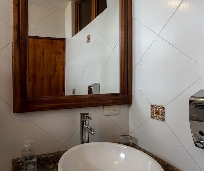 اتاق استاندارد چهار تخته, Bella Casona