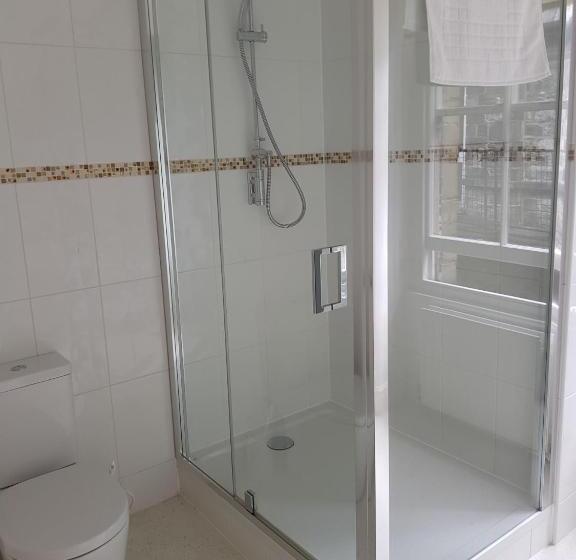 デラックススイート, Glan Aber