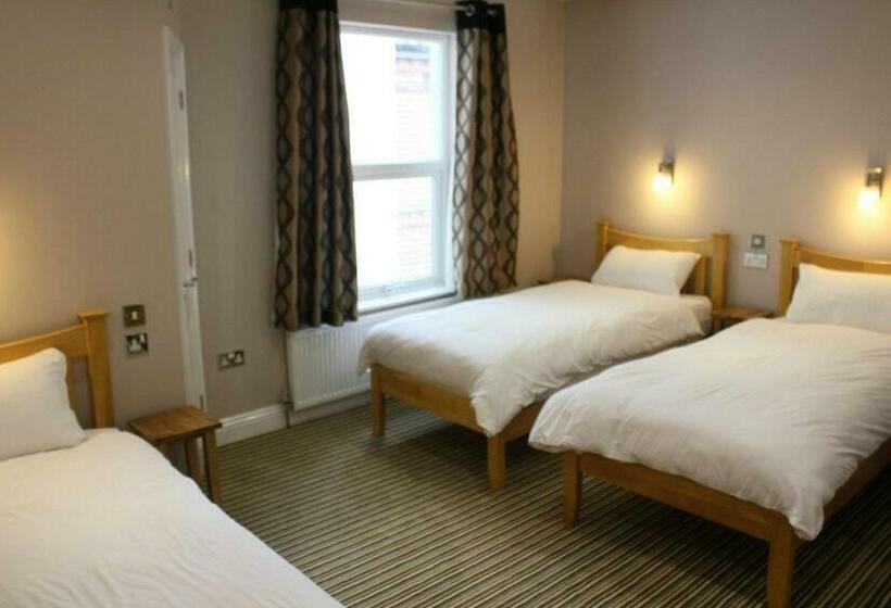 Семейный Номер, Marlborough