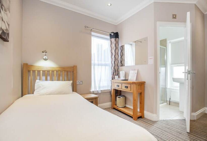 Номер Стандарт Индивидуальный, Marlborough