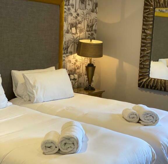 חדר סופריור עם מיטת קינג, The General Tarleton