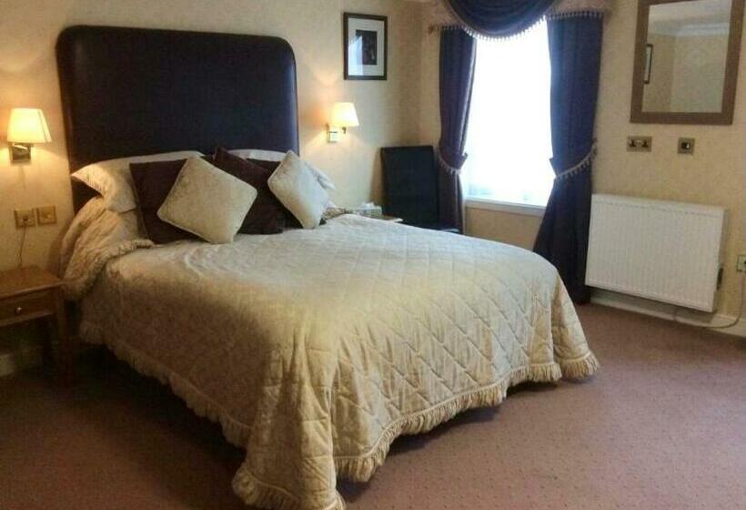 Номер Стандарт, The Golden Lion