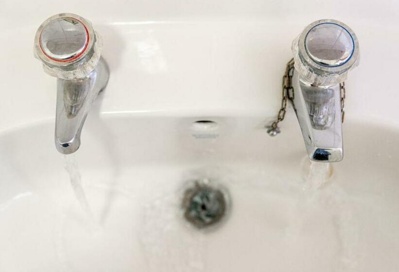 חדר סטנדרט, The Headlands