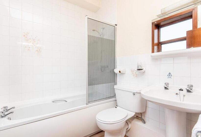 חדר משפחתי, The Headlands