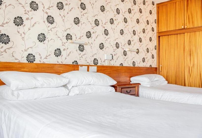 חדר משפחתי, The Headlands