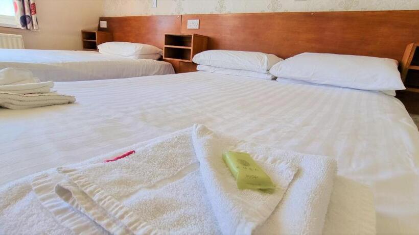 חדר משפחתי, The Headlands