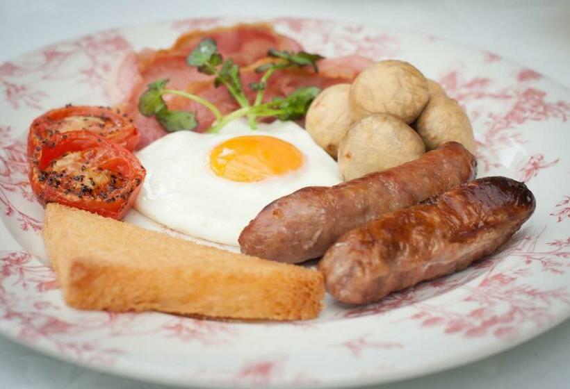 غرفة قياسية, The Langton Arms