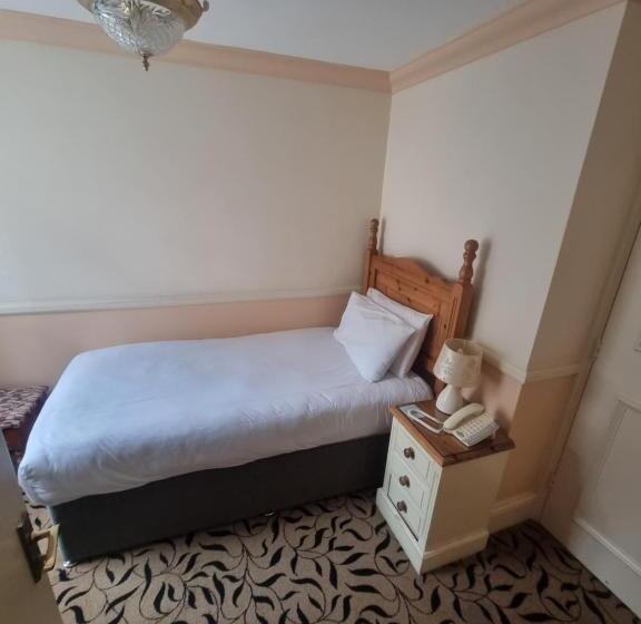 غرفة قياسية فردية, The Royal Oak