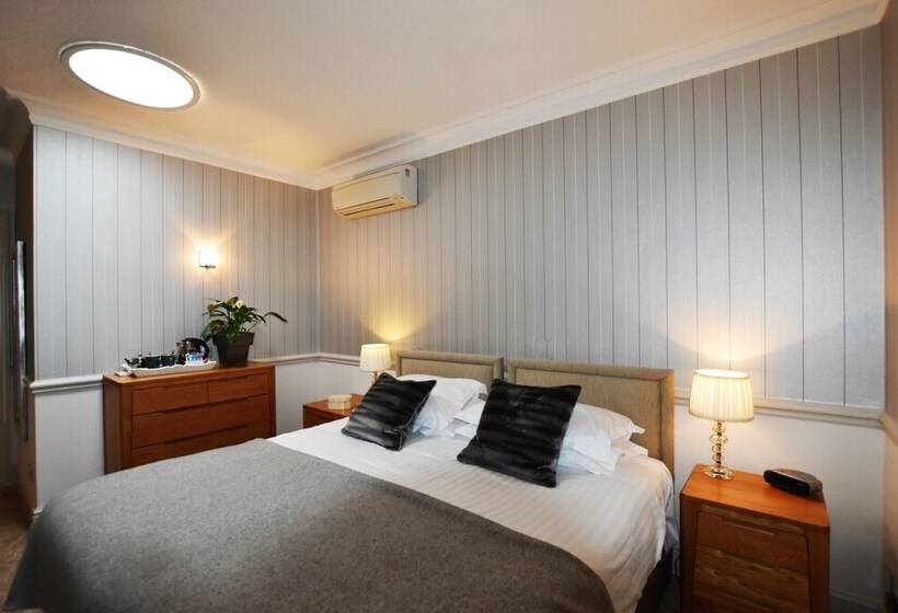 エクゼクティブルーム, Watersmeet