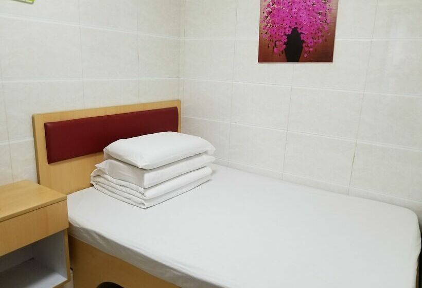 اتاق استاندارد, Asia Travel House