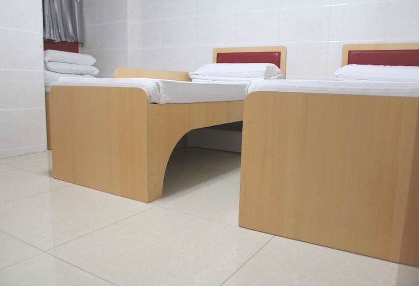 اتاق استاندارد چهار تخته, Asia Travel House