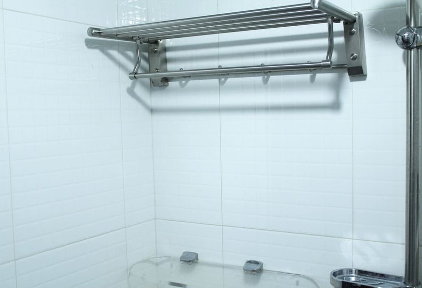 اتاق استاندارد چهار تخته, Asia Travel House