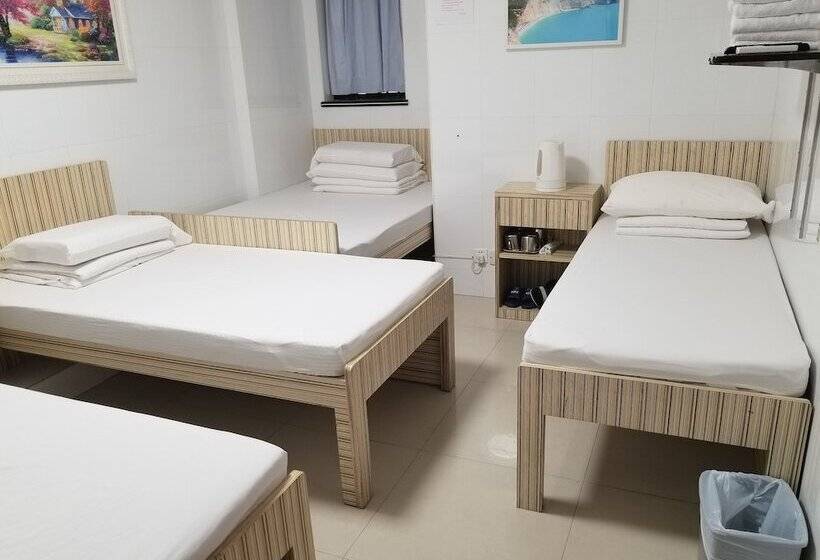 اتاق خانوادگی, Asia Travel House