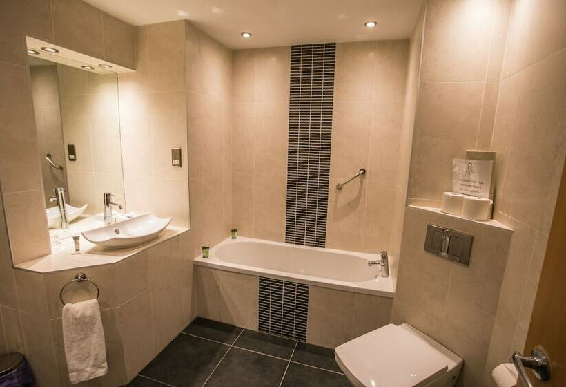 اتاق استاندارد یک نفره, Rosspark Hotel Kells