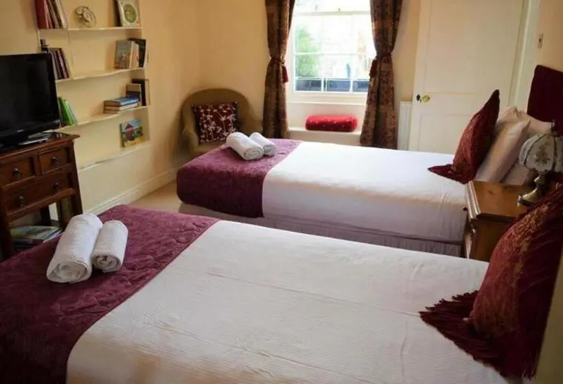 Standard room with outdoor bath, St Peters Bed And Breakfast