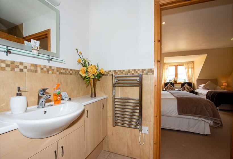 Family Suite, Tigh An Each B&b & Laggan Glamping