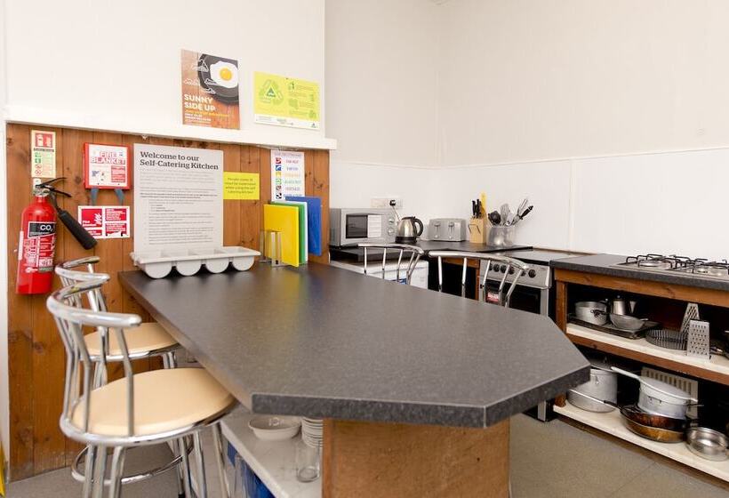 Кровать в Многоместном Номере с Общей Ванной, Yha Hathersage Hostel