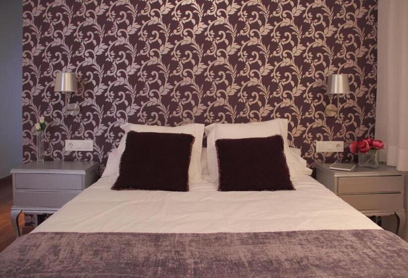 Suite with Terrace, 7 Moons Bed & Breakfast