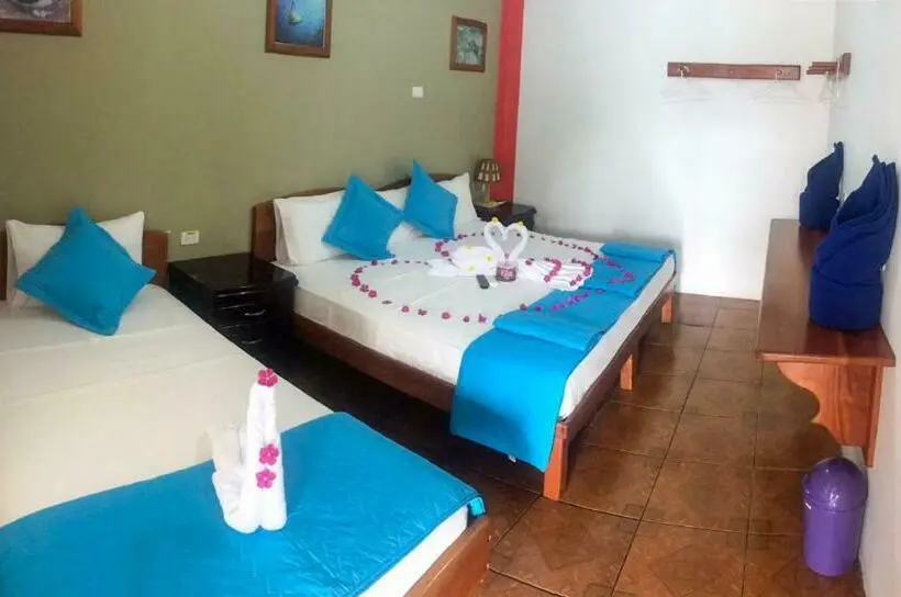 スタンダードトリプルルーム, Hostal La Mirada Del Solitario George