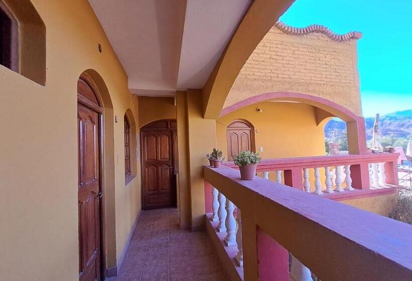 اتاق استاندارد, Carnavalito Hostel Tilcara