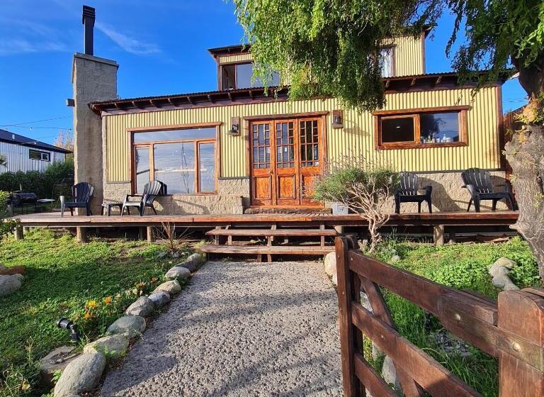 家族用バンガロー, Hostel I Keu Ken