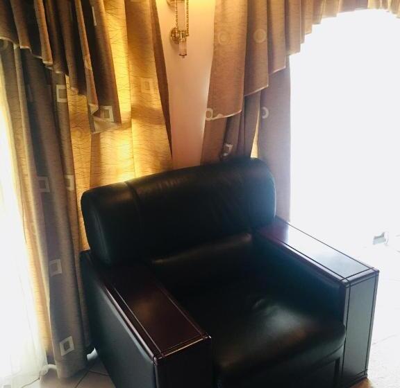 스탠다드 룸 킹사이즈 침대, Vila Alizee