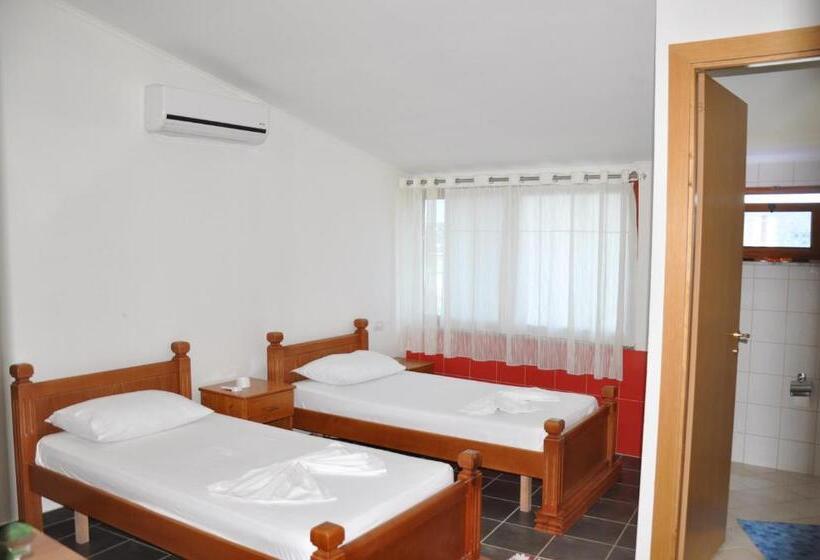 Quarto Comfort, Floga