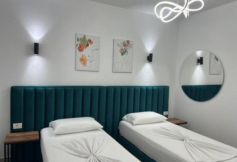 Quarto Comfort, Floga