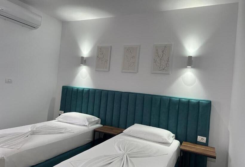 Quarto Comfort, Floga