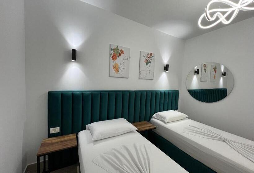 Quarto Comfort, Floga